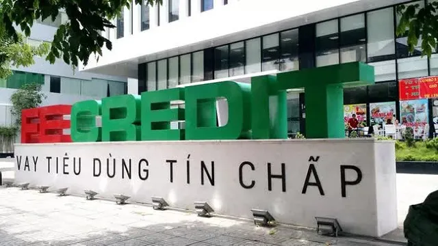 FE credit: Thế lực nào đang “chống lưng” để FE cho vay với lãi suất “cắt cổ”?