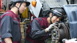 Nhật Bản 'khát' lao động nước ngoài