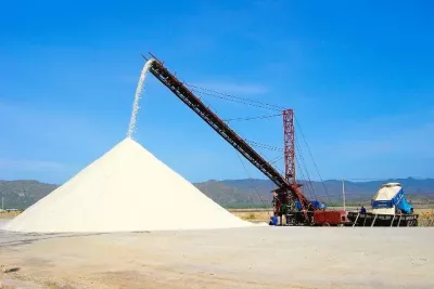 Thương nhân đến từ Indonesia đang tìm kiếm nhà cung cấp cát Silica