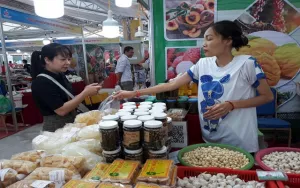 Hà Nội: Kết nối nông sản an toàn với chợ truyền thống