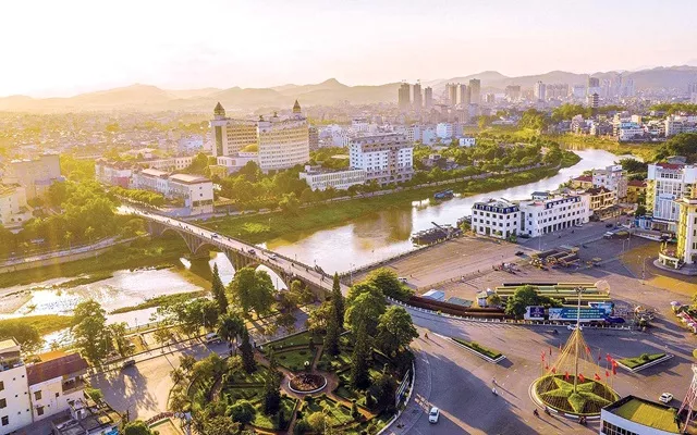 Xây dựng Móng Cái thành thành phố cửa khẩu mang tầm quốc tế