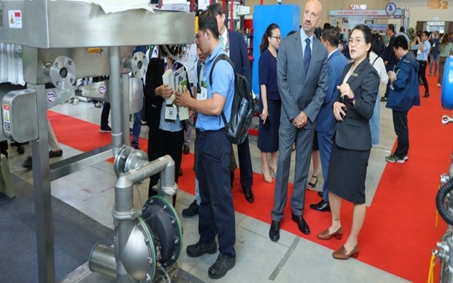 Bình Dương tìm giải pháp, công nghệ tiến bộ xử lí chất thải công nghiệp