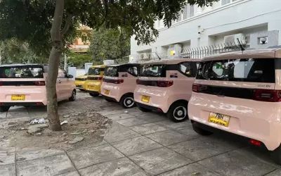 Ô tô điện rẻ nhất Việt Nam bất ngờ được sử dụng để chạy taxi