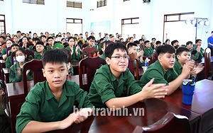 Trên 200 học viên tham gia Chương trình “Học kỳ trong quân đội”