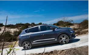 VinFast VF e34 tiếp tục lộ diện tại thị trường ô tô lớn thứ ba thế giới