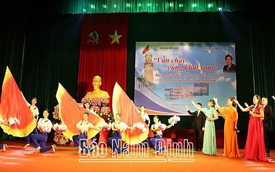 Chương trình thơ nhạc “Vẫn cháy cùng khát vọng”