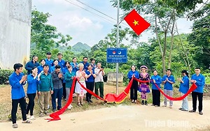 Khánh thành công trình Thắp sáng đường quê tại Phúc Ứng