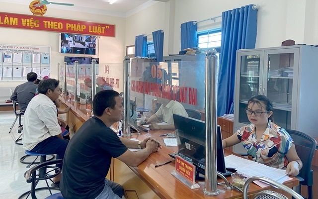 Thúc đẩy kinh tế - xã hội địa phương phát triển