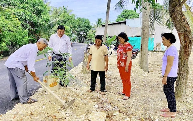 Khí thế xây dựng nông thôn mới nâng cao vùng biên