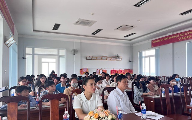 Đắk Nông bồi dưỡng sáng tác văn học cho 47 học sinh