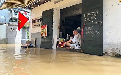 Người dân vùng ngập lụt cần làm gì khi nước rút?