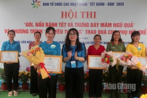 Hội thi Gói, nấu bánh tét và trưng bày mâm ngũ quả “Tết Quân – Dân”