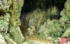 Hang Dơi: Kiệt tác địa chất ẩn mình giữa đại ngàn Pù Luông