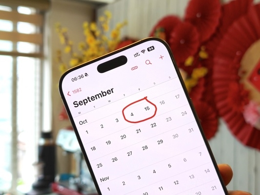 Lý do lịch trên điện thoại thiếu 10 ngày