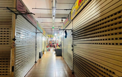 Hàng loạt tiểu thương chợ Vinh đóng cửa, ngừng kinh doanh