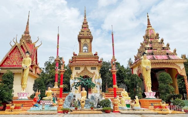 Ngôi chùa Khmer xứ biển Bạc Liêu, trăm năm quay mặt về hướng Đông