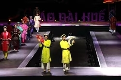 Đặc sắc Đêm hội Áo dài Huế