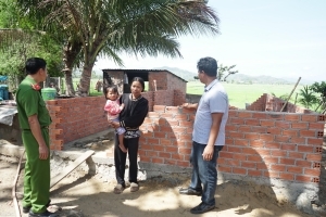 Toàn tỉnh đã khởi công xóa trên 70% nhà tạm, nhà dột nát