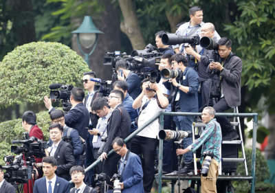 Báo ảnh với công nghệ: Nút chạm đến trái tim độc giả