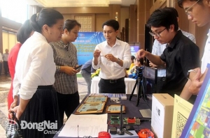 Phát động phong trào thi đua Phát huy sức mạnh tổng hợp của cả hệ thống chính trị và các tầng lớp nhân dân thực hiện thành công cuộc cách mạng phát triển khoa học, công nghệ, đổi mới sáng tạo và chuyển đổi số tại Đồng Nai