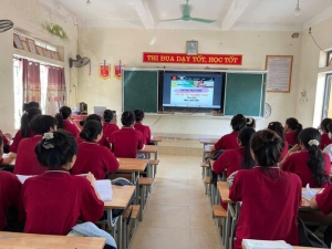 Hà Tĩnh đẩy mạnh ứng dụng công nghệ trong ôn thi tốt nghiệp THPT năm 2025