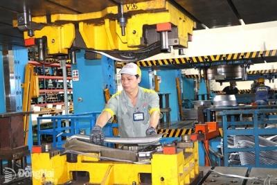 Doanh nghiệp lo ứng phó với căng thẳng thương mại