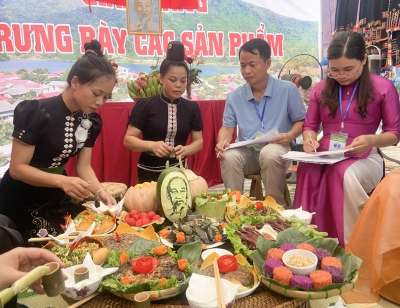 Giữ gìn nét đẹp văn hoá từ những điều giản dị