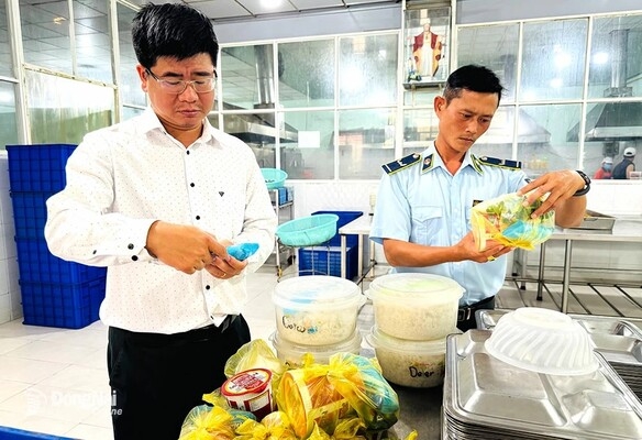 Vẫn “nóng” vấn đề an toàn thực phẩm