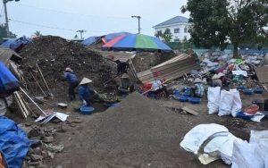 Phối hợp thu gom, tái chế phế liệu tại các làng nghề