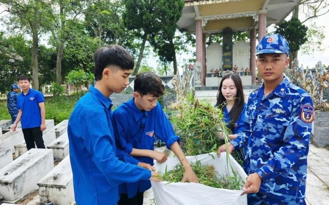 Nhiều hoạt động ý nghĩa tháng tri ân của tuổi trẻ Hà Tĩnh