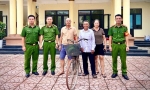 Công an xã Mỹ Thái hỗ trợ đưa cụ ông 80 tuổi bị lạc về với gia đình