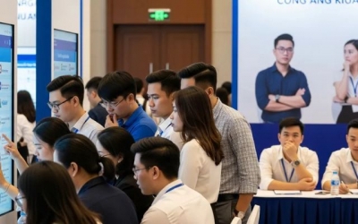 Gần 80% doanh nghiệp 'than trời' vì tuyển dụng lao động khó khăn