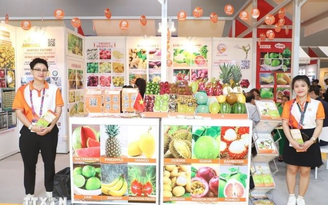 Trái cây Việt Nam thu hút khách quốc tế tại Hội chợ Asia Fruit Logistica 2025