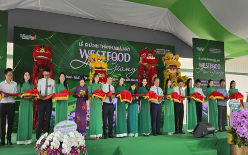 Cần Thơ: khánh thành nhà máy chế biến nông sản, chào mừng Đại hội đại biểu Đảng bộ thành phố 