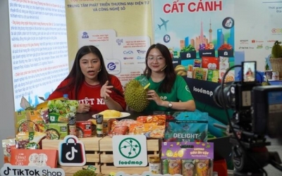 80.000 gian hàng tháo chạy khỏi sàn thương mại điện tử