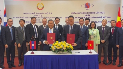Việt Nam - Lào hợp tác phát triển khoa học công nghệ và chuyển đổi số trong giai đoạn mới