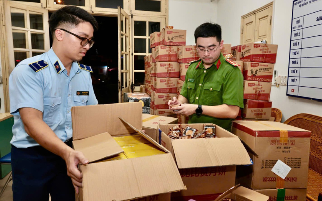 Hà Nội phát hiện gần 4.000 chiếc bánh trung thu nhập lậu