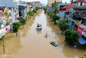 Bốn tỉnh miền Bắc ngập trong cơn lũ lịch sử