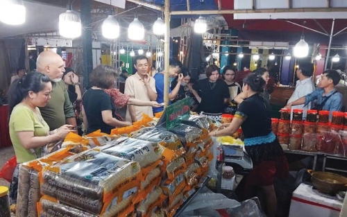 Đặc sản quê hương vươn xa nhờ chuyển đổi số