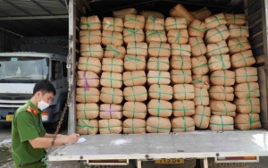 Tây Ninh tăng cường kiểm soát thị trường, phòng chống buôn lậu và hàng giả dịp cuối năm