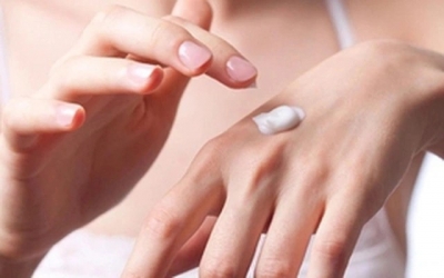 Thu hồi và tiêu hủy lô kem bôi da Thuần Mộc không đạt chất lượng