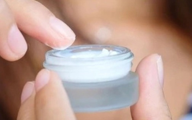 Thu hồi toàn quốc 2 lô kem thoa da Tiacortisol