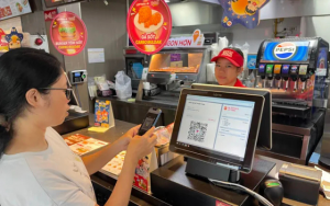 Thuế thương mại điện tử: Khi người bán còn nhiều băn khoăn