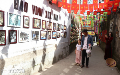 Phố cổ Bao Vinh hòa quyện nét Tết xưa với nhịp sống hiện đại