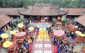 Trẩy hội tháng Giêng: Những lễ hội linh thiêng và đặc sắc đang và sắp diễn ra tại miền Bắc