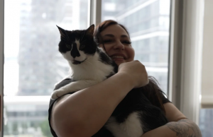 Bi kịch của thế hệ 'kiếm nhiều tiền nhưng không giàu'