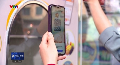 XU HƯỚNG “KINH TẾ XE BÁN HÀNG CÔNG NGHỆ” TẠI VIỆT NAM: TỪ HÀNG RONG TRUYỀN THỐNG ĐẾN MÔ HÌNH SỐ HÓA VIVINA FOOD