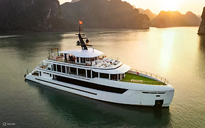 Du thuyền Hera Luxury Day: Tour Vịnh Hạ Long & Vịnh Lan Hạ