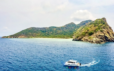 Tour Ngày Tham Quan Hòn Bảy Cạnh & Hòn Tài bằng Tàu Cao Tốc