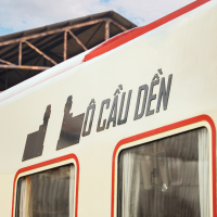 The Hanoi Train - Tàu Hà Nội 5 Cửa Ô - Toa Ô Cầu Dền - Phong cách Hà Nội thời bao cấp